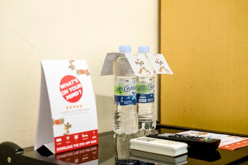 Oyo 723 Penginapan Nia Mandiri Syariah Medan Zewnętrze zdjęcie